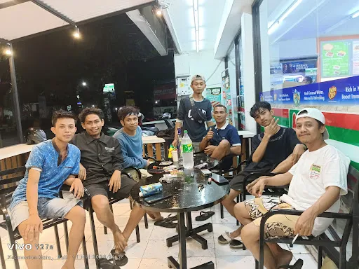 Mini Mart Tuban 4