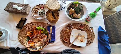 Jimbaran Beach Cafe 2