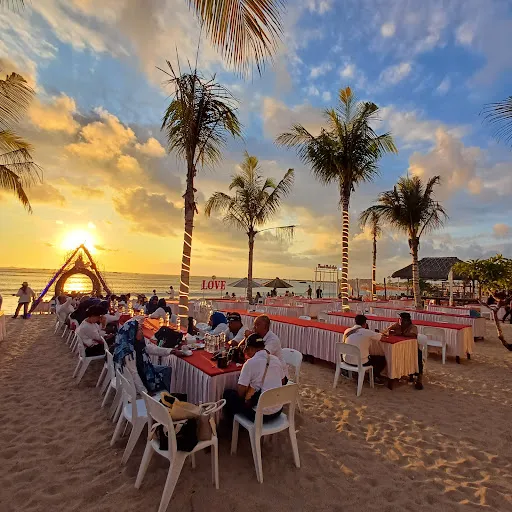 Beach Bali Cafe 4