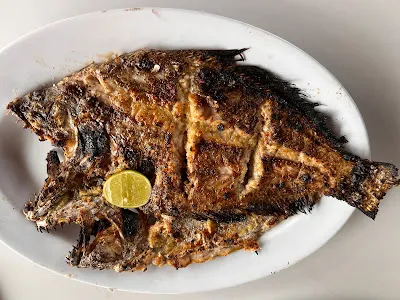 Warung Hawaii Grill Seafood 1