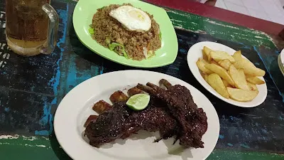 Naughty Nuri's Ribs Bali 3