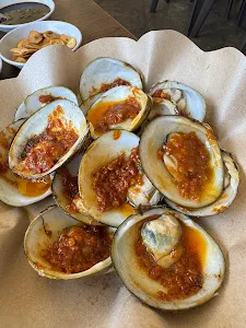 Warung Mami Ikan Bakar 4