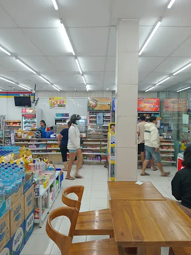 Indomaret Pecatu 4