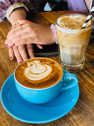 CUPPA Espresso Bar 4