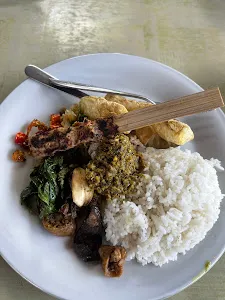 Lawar Babi Guling Kayu Manis 1