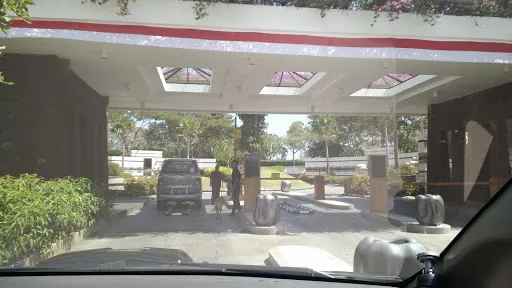 Mama Mart 2