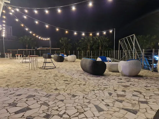 Smoqee Lounge & Sky Bar 3