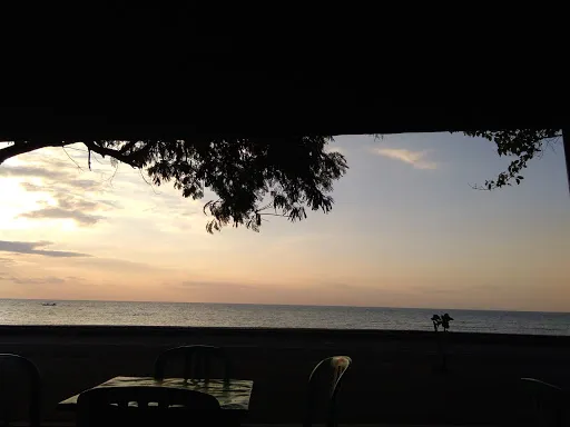 Pantai Mimpi Pondok Pemuda 3