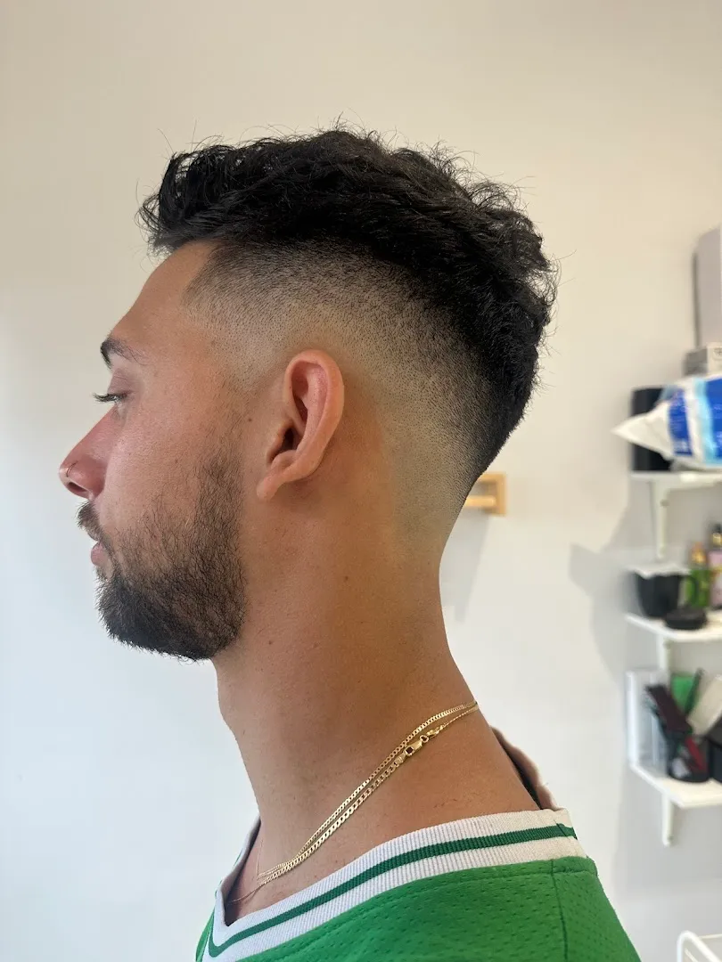 Cukuruku barber shop bingin 4