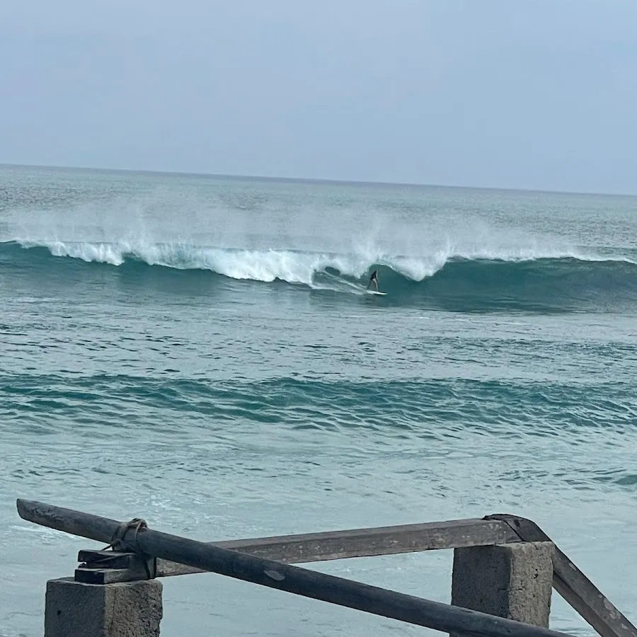 Dream Wave Surf Lesson 1