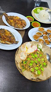 CYNARA BALI© MIE & NASI GORENG KHAS MAKASSAR 1