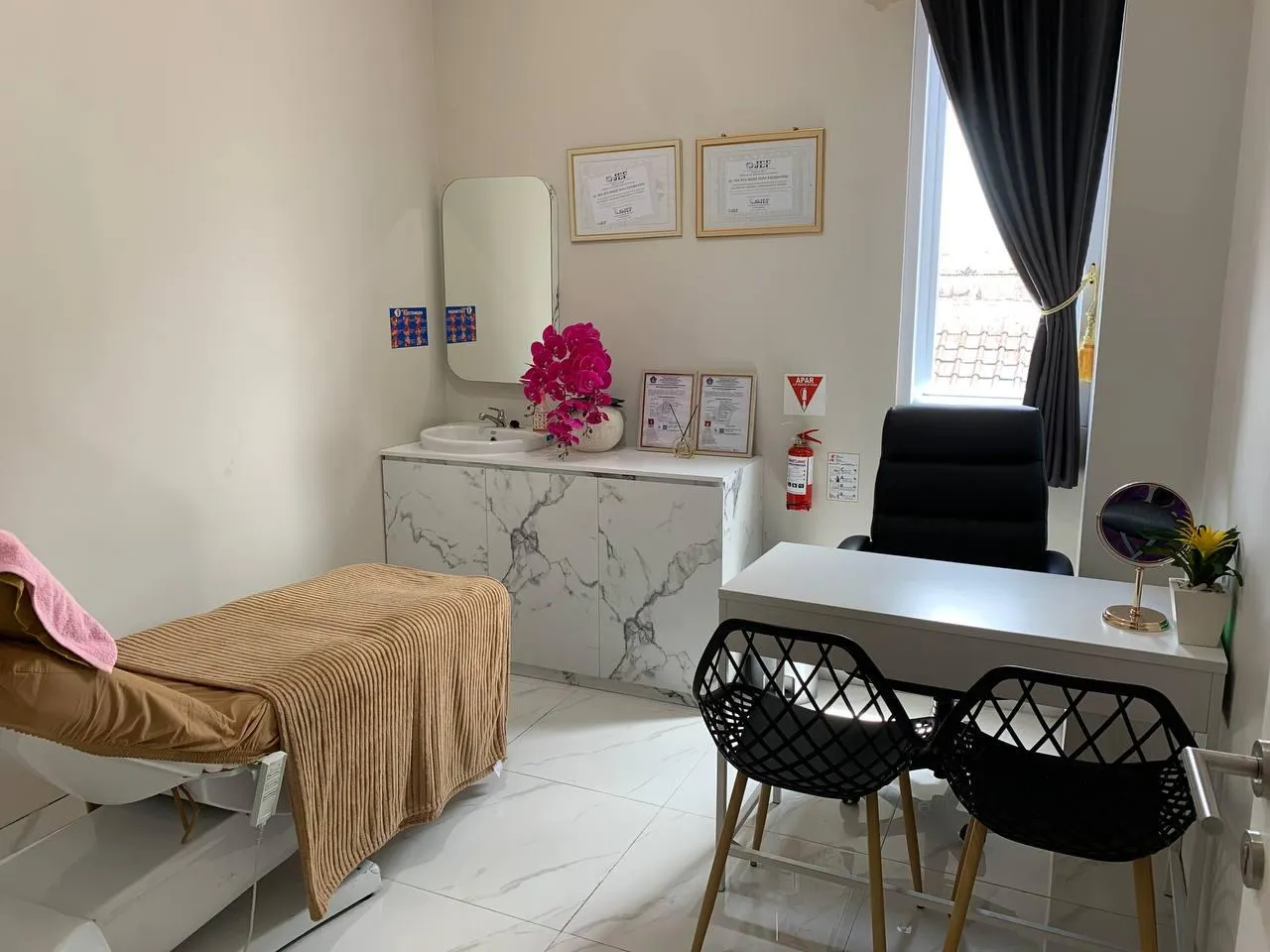 NERISA CLINIC JIMBARAN 4