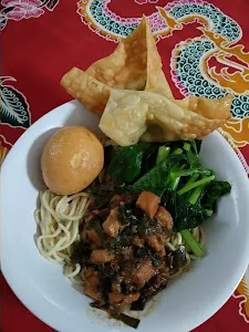 The Joy Cafe & Restaurant 3