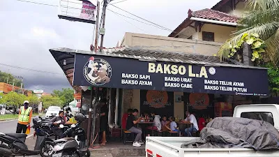 Warung Cadas Bakso - Mie ayam - Soto, Rawon nasi goreng mie capcay chinese food kuliner jimbaran bali 4