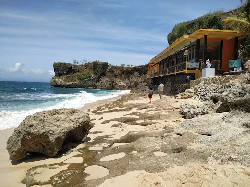 Balangan Paradise Restaurant 4