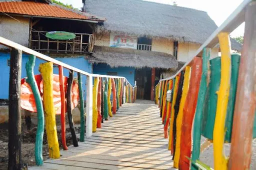 Santai Warung Bali 4