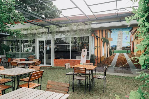 Teraskota Coffee & Eatery - Jimbaran 1
