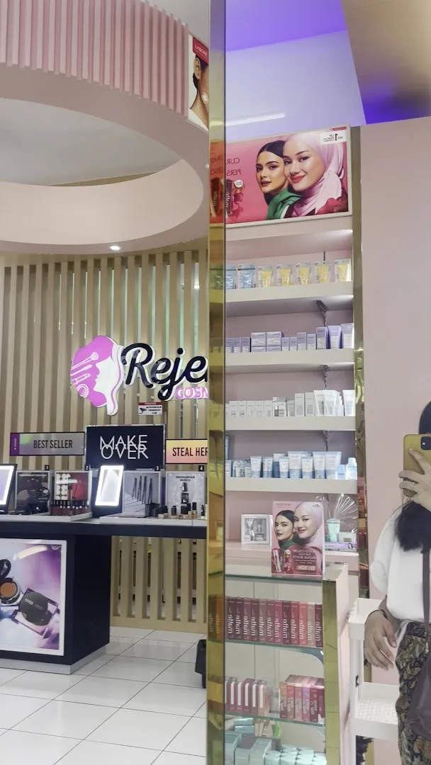 Rejeki Cosmetics dan Bahan Laundry Uluwatu 1