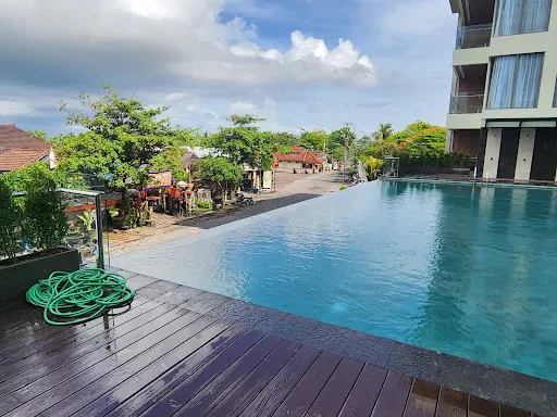 Platinum hotel jimbaran beach 2