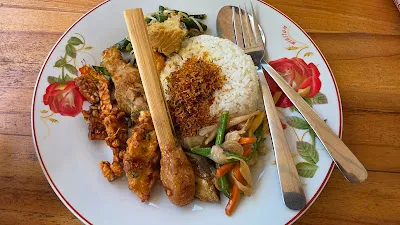 Warung Beten Ampel, Reestaurant nasi goreng 3
