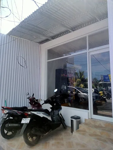 Uluwatu Gym Store 1