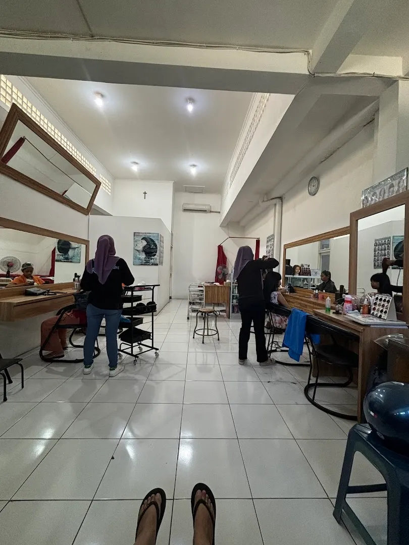 Rejeki Cosmetics & Bahan Laundry 2