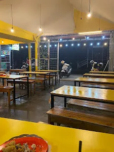 Ayam Kremes Cak Iwan (Cab. Jimbaran) 3