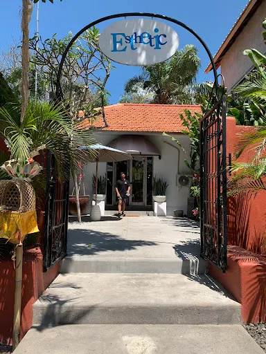 Esthetic Salon & Beauty Care Uluwatu 2