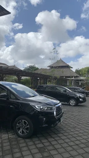 Sadia Bali Tour and Travel - Sewa Mobil di Bali 24 jam