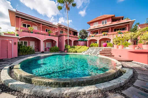 PinkCoco Uluwatu - Constant Surprises & for Cool Adults Only 4