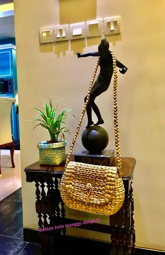 RATTAN TWIN MANGGO CRAFTS & ART SHOPS 2