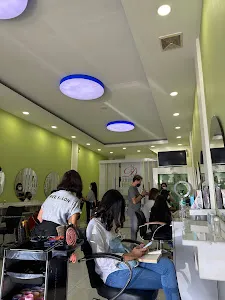 Dave Salon 4 4