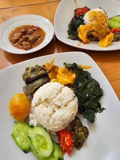 Rumah Makan Padang Kapau Bukittinggi - Jimbaran 4