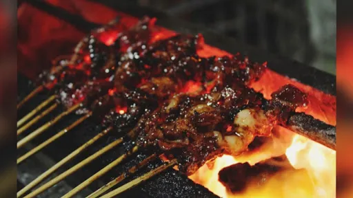 Warung Sate Nikmat - Sesetan Raya 1