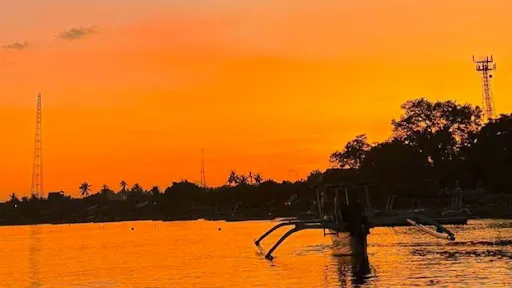 NAGHITA TOUR & TRANSPORT 1