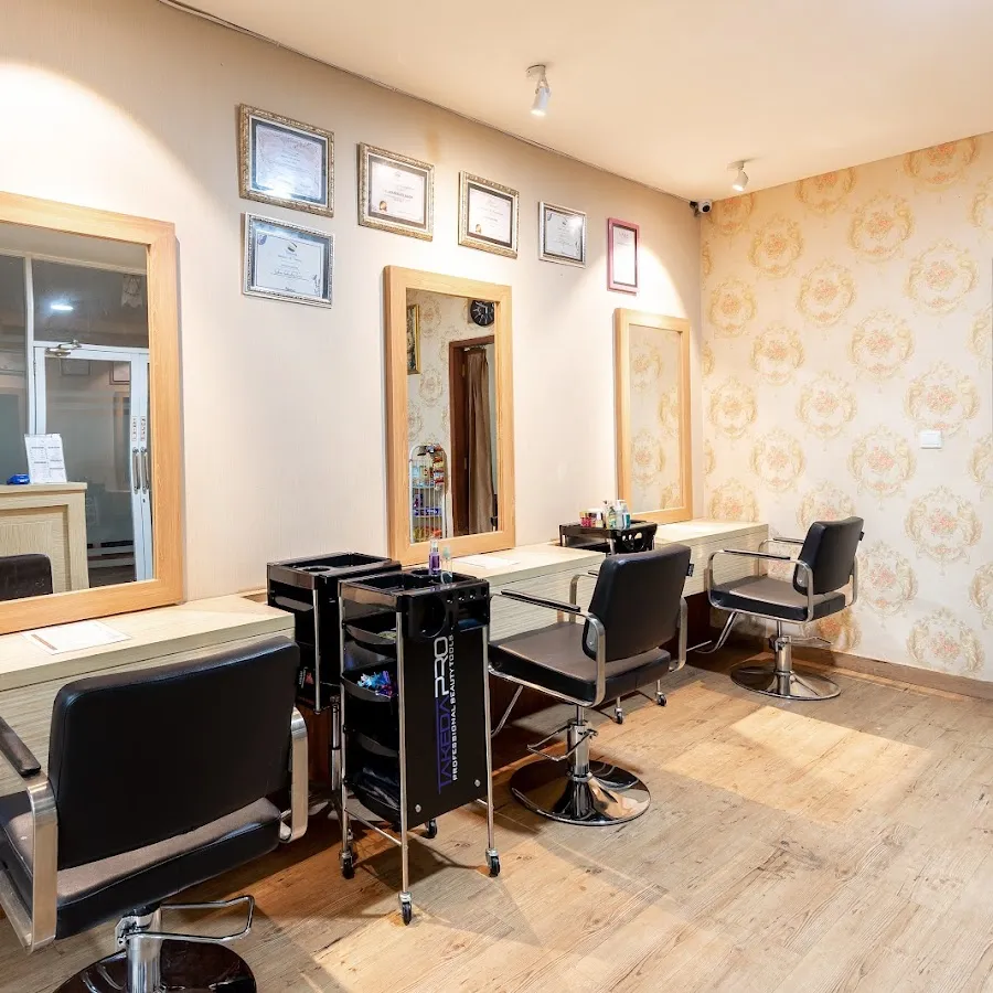 Cahaya Beauty Salon & Spa 1
