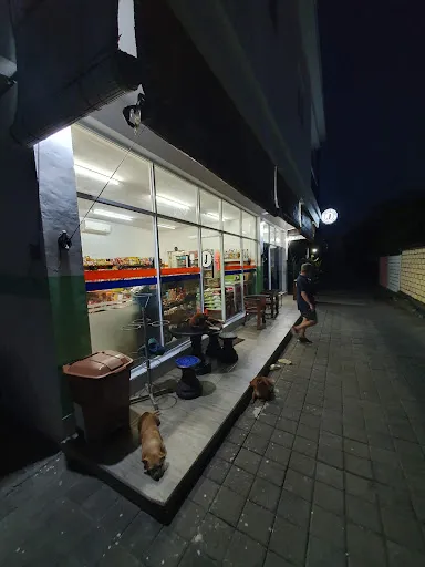 Jungle mart pecatu 1