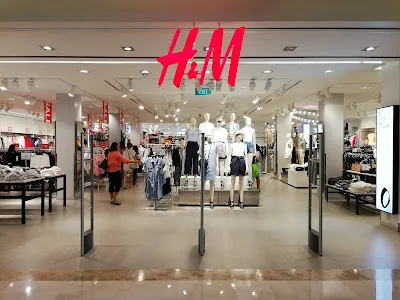 UNIQLO MALL BALI GALERIA Badung 1