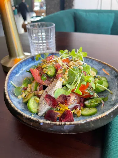 Tarragon Georgian Restaurant and Lounge Bar 1