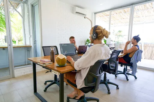 Tropical Nomad Coworking Space 4