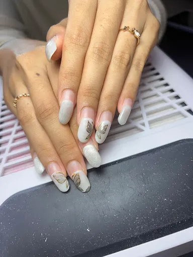 Relia Beauty Studio 4