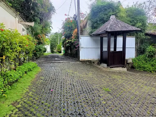 The Backyard Bingin 4