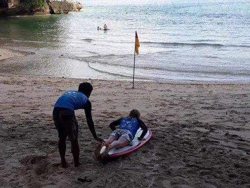 Olas de Bali Surf School 4