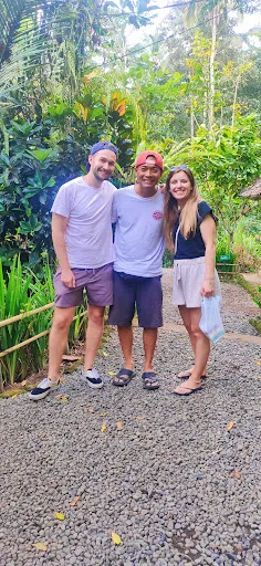 Bali Tour Driver and Guide, Bali Airport Taxi and Transfer | Hire Bali Best Driver 4