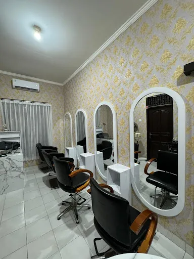 Wida's Beauty Salon & Massage 2