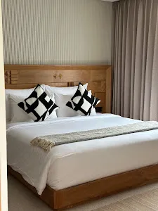 Mira Hotel & Recovery 3