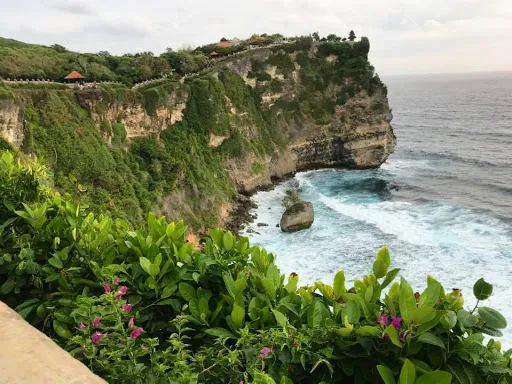 Brata Bali Tours sewa mobil bali 3