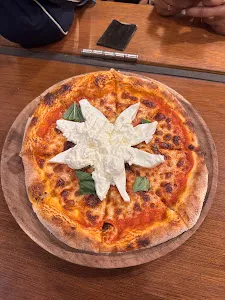 ULUWATU STREET PIZZA 3