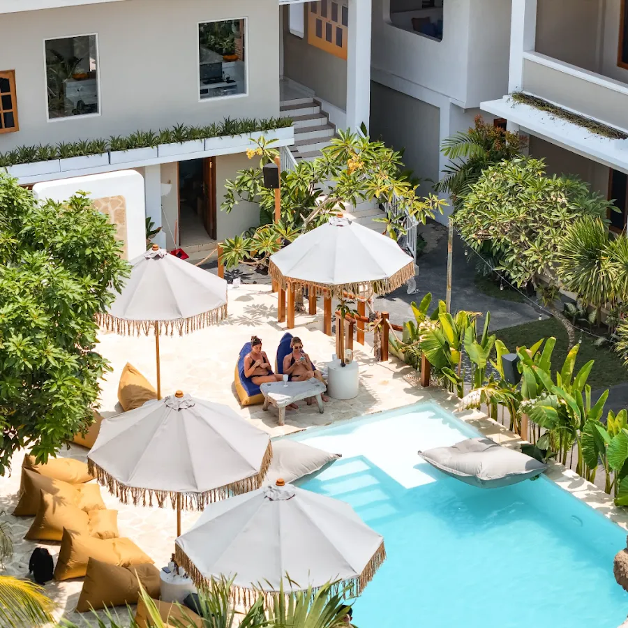 Mad Monkey Uluwatu 3