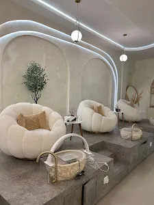 Luxe Co. 4